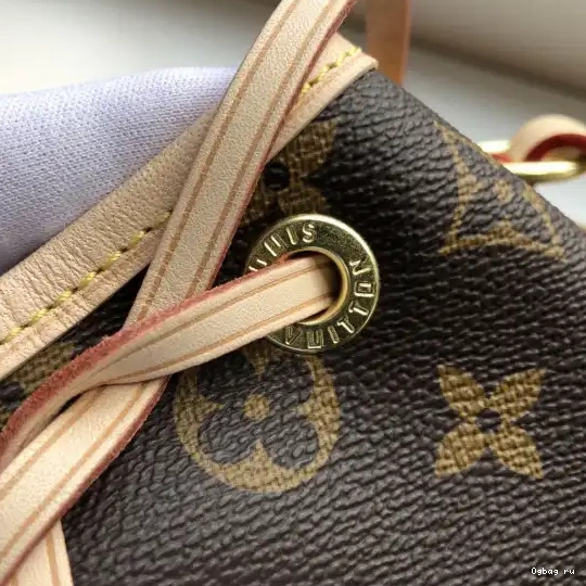 NOE BB VUITTON LOUIS 0427